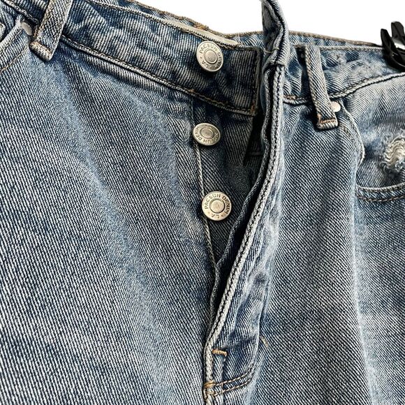 Pacsun SZ 26 Mom Jeans Hi-Rise Button-Fly Distressed Whiskered Medium Wash Blue - Picture 4 of 10